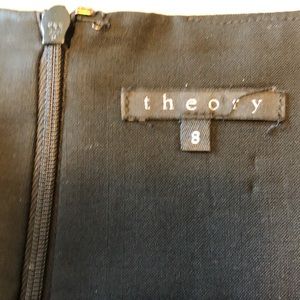 Classy theory skirt ❤️